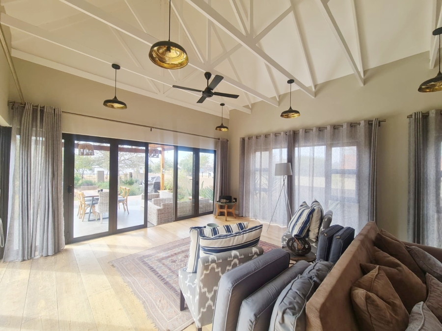 To Let 3 Bedroom Property for Rent in Kosmos North West
